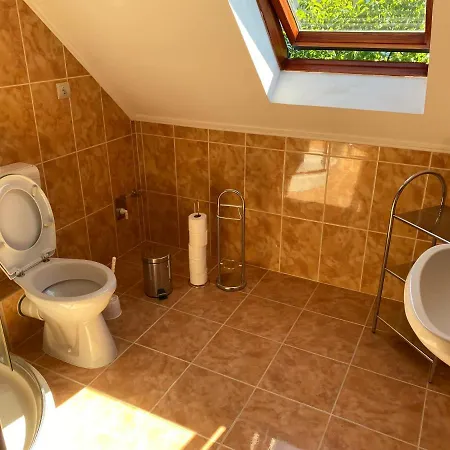 Panka Vendeghaz Emeleti Apartment Balatonboglar
